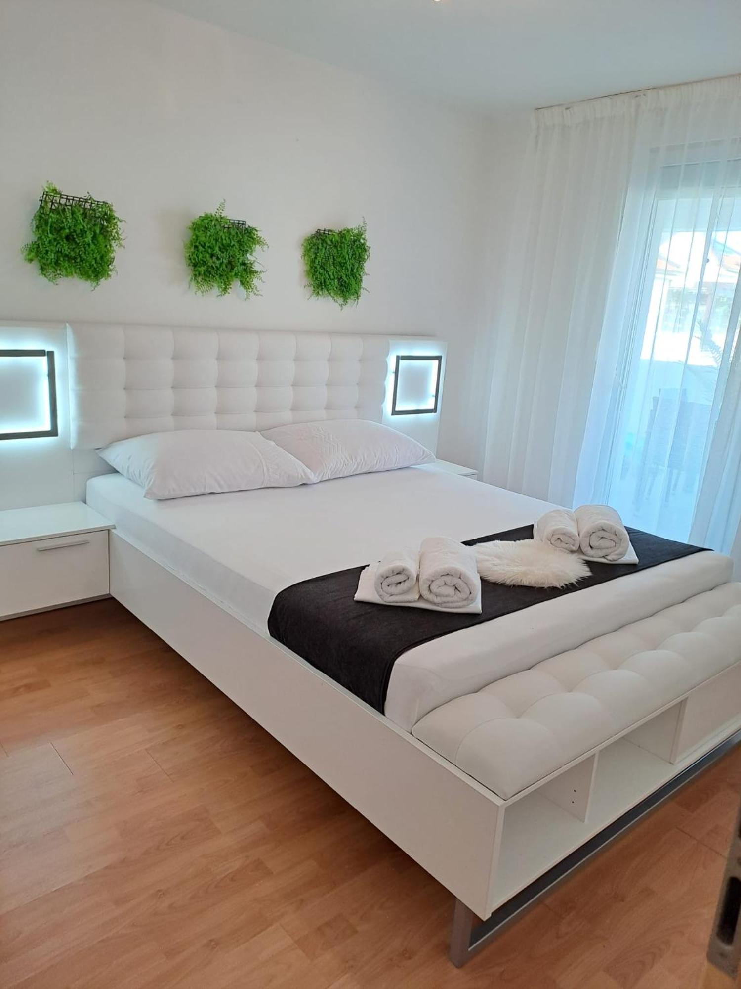 Apartman Dawidh 시베니크 외부 사진